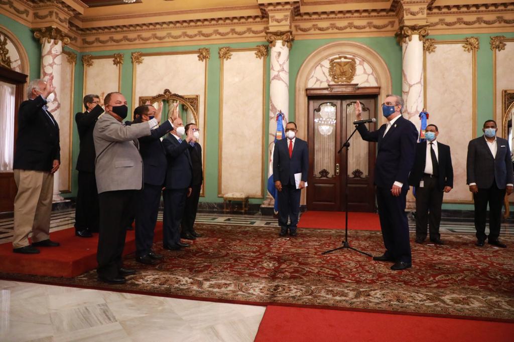 Juramenta Comisión Recuperacion Terreno del Estado