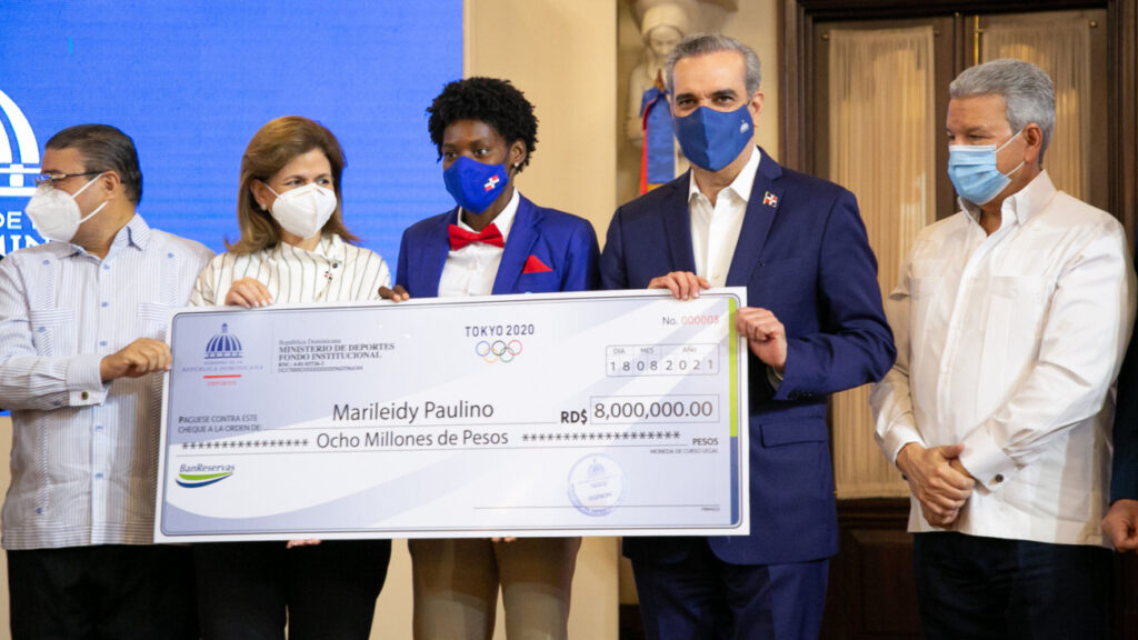 24674_1629420315_large