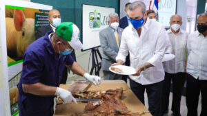 7EED214D-89EE-47DD-800C-2CE4CB7B770D