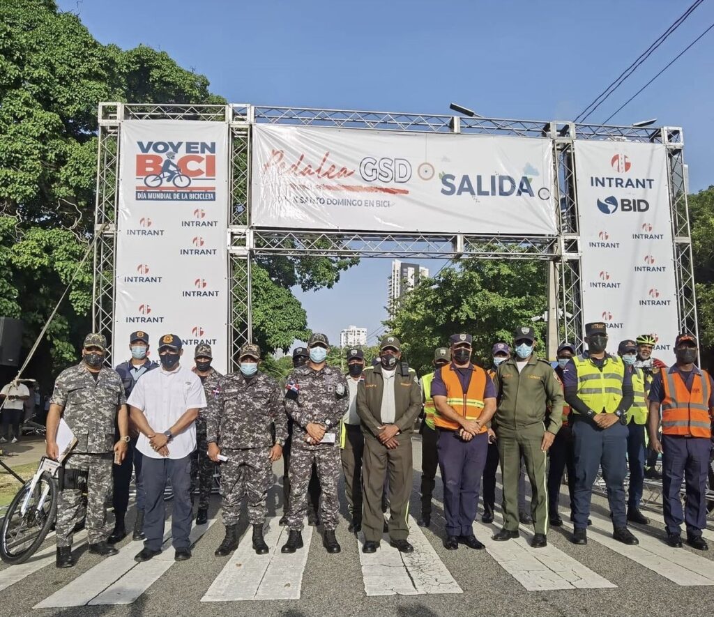 Agentes DIGESETT, COMIPOL, PN Y POLICIA MUNICIPAL PEDALEA GSD
