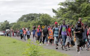 haitianos-marchan-en-el-sur-de-mexico-y-piden-agilizar-tramites-migratorios