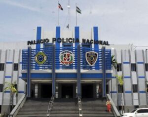 3_El-Pais_06_2Ap01-570x450-1