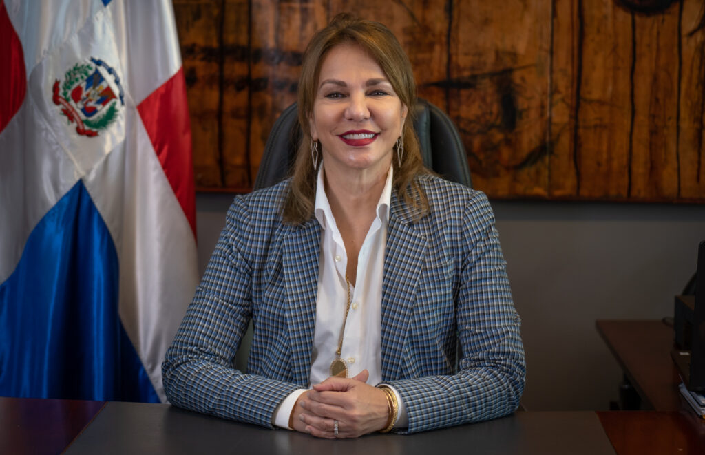 Ministra Milagros Germán 2