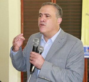 renuncia-pedro-dominguez-brito-del-pld-lo-economico-se-impone-a-los-principios