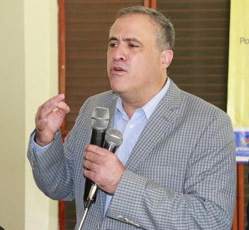 renuncia-pedro-dominguez-brito-del-pld-lo-economico-se-impone-a-los-principios