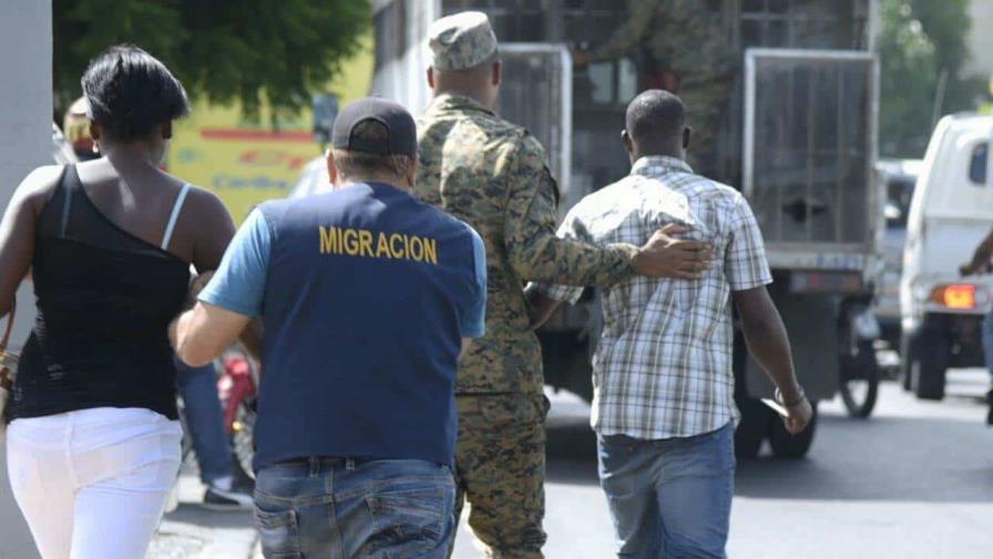 amnistia-internacional-pide-a-rd-parar-politica-migratoria-racista_2-focus-0-0-896-504