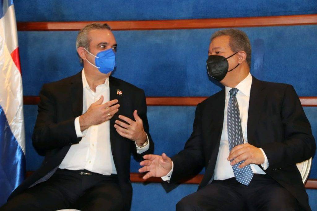 leonel-y-abinader-1024x682-1