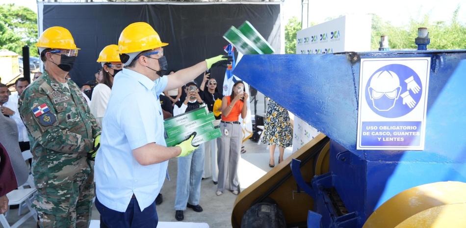 670ff225c0420.r_d.1621-1255-3167