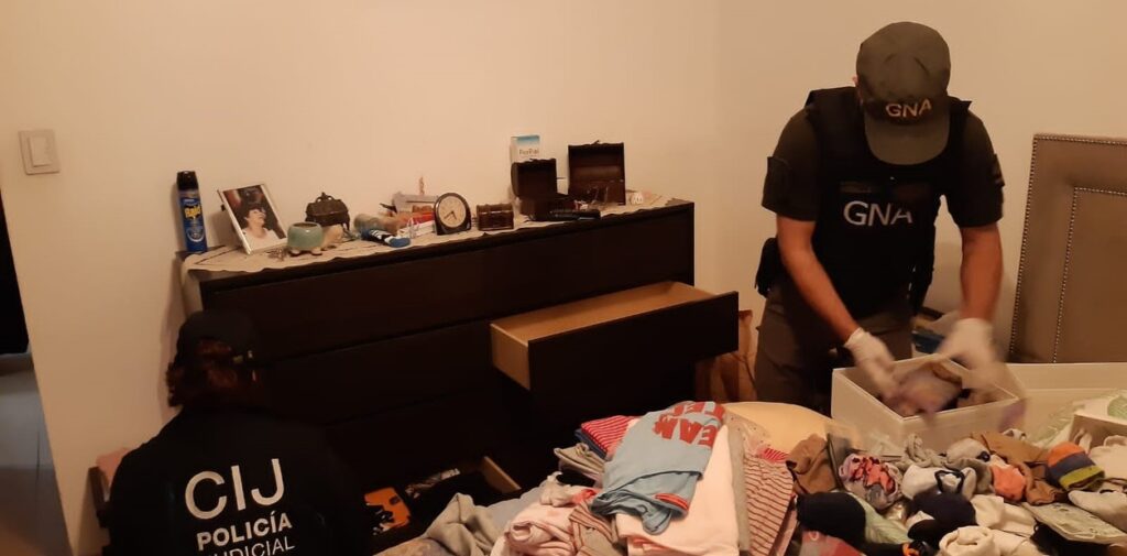 I0guPCqG3_1256x620__1