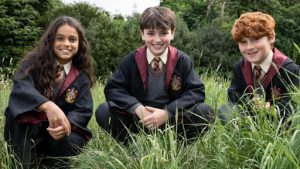 hbo-lanza-el-primer-avance-de-la-serie-de-harry-potter-y-fija-su-estreno-para-na-20260325-204639-fTIO