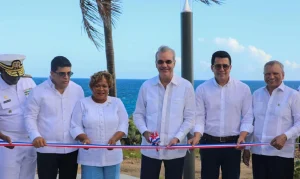 Presidente-Abinader-y-ministro-Collado-inauguran-segunda-etapa-del-malecon-de-Santo-Domingo-Este