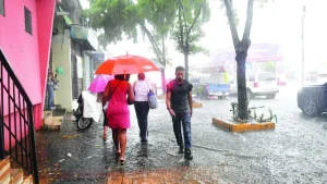debil-vaguada-provocara-chubascos-tronadas-y-rafagas-de-viento-en-varias-provin-20260514-112920-cyki-1200x675