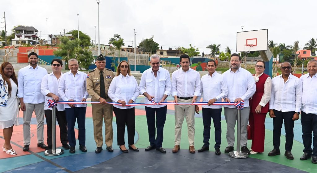 Inauguración parque Haina