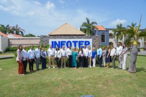 Recibimiento de la delegación por parte del INFOTEP