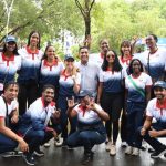 Medallistas centroamericanos reciben apoyo masivo en recorrido por Santo Domingo