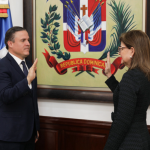 Raquel Peña juramenta a Jean Luis Rodríguez como nuevo ministro de Vivienda
