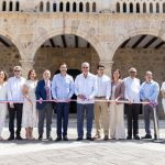 Abinader inaugura reconstrucción del Alcázar de Colón y lanza Ruta de Electromovilidad en Ciudad Colonial