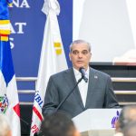 Abinader destaca reducción de la pobreza y avances sociales y económicos en RD